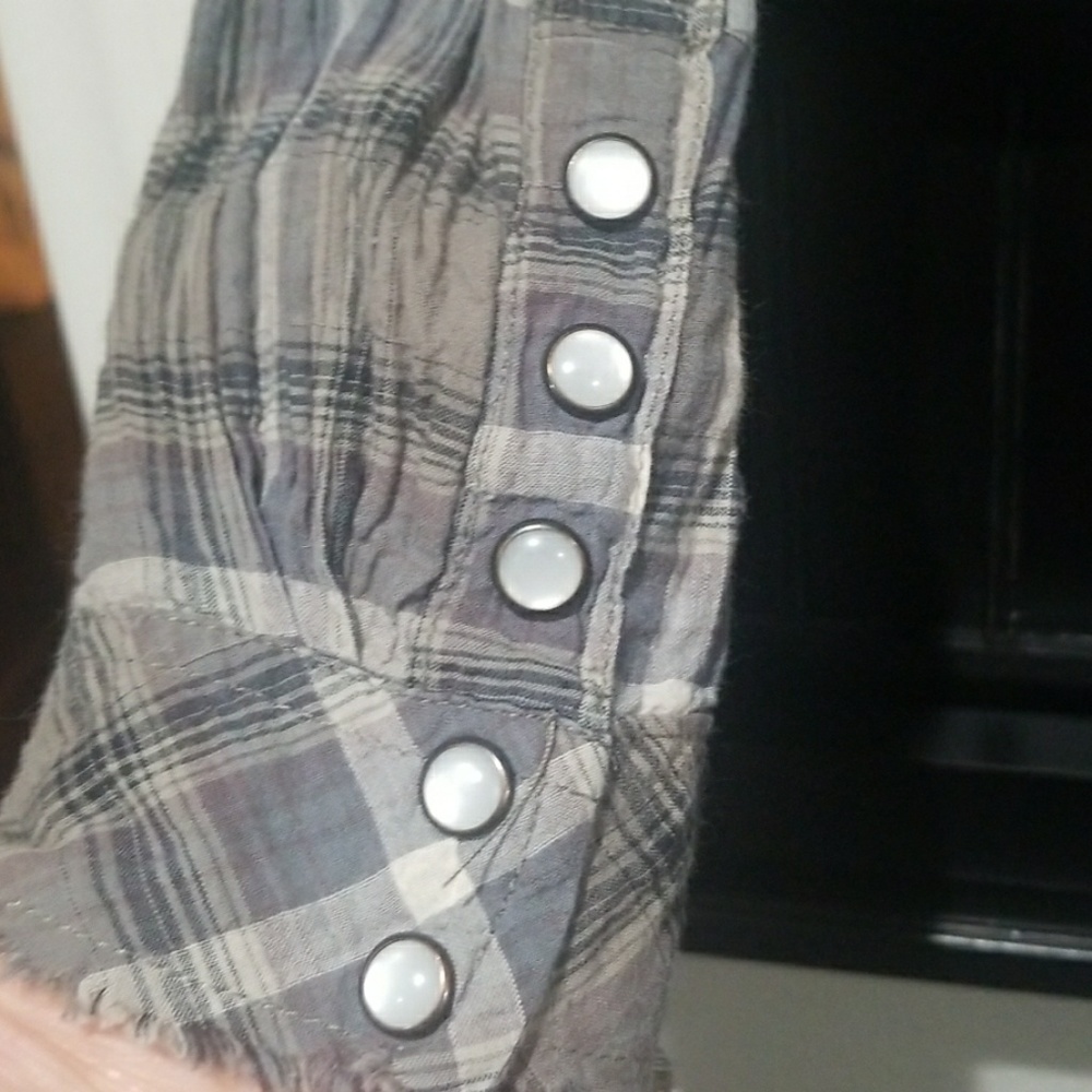 William Rast for Target Button Down Top - Picture 3 of 4